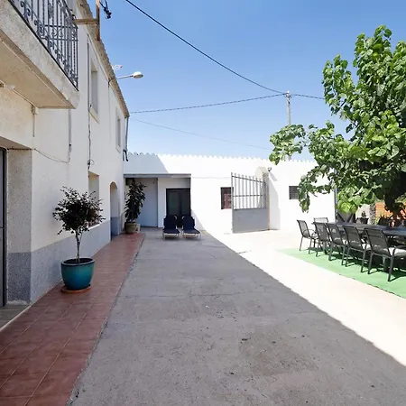 Cal Peret Miquelet Country house