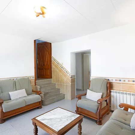Cal Peret Miquelet Country house *